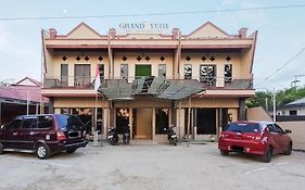 RedDoorz at Hotel Grand Yuda Tenggarong